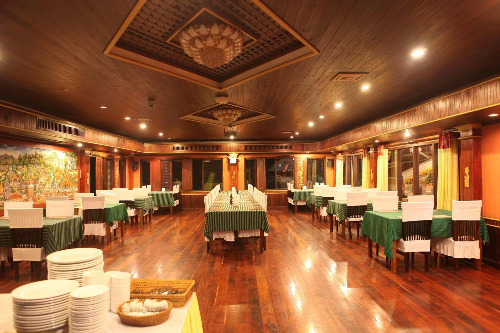 E-Outfitting Vang Thong Hotel Luang Prabang Luaran gambar