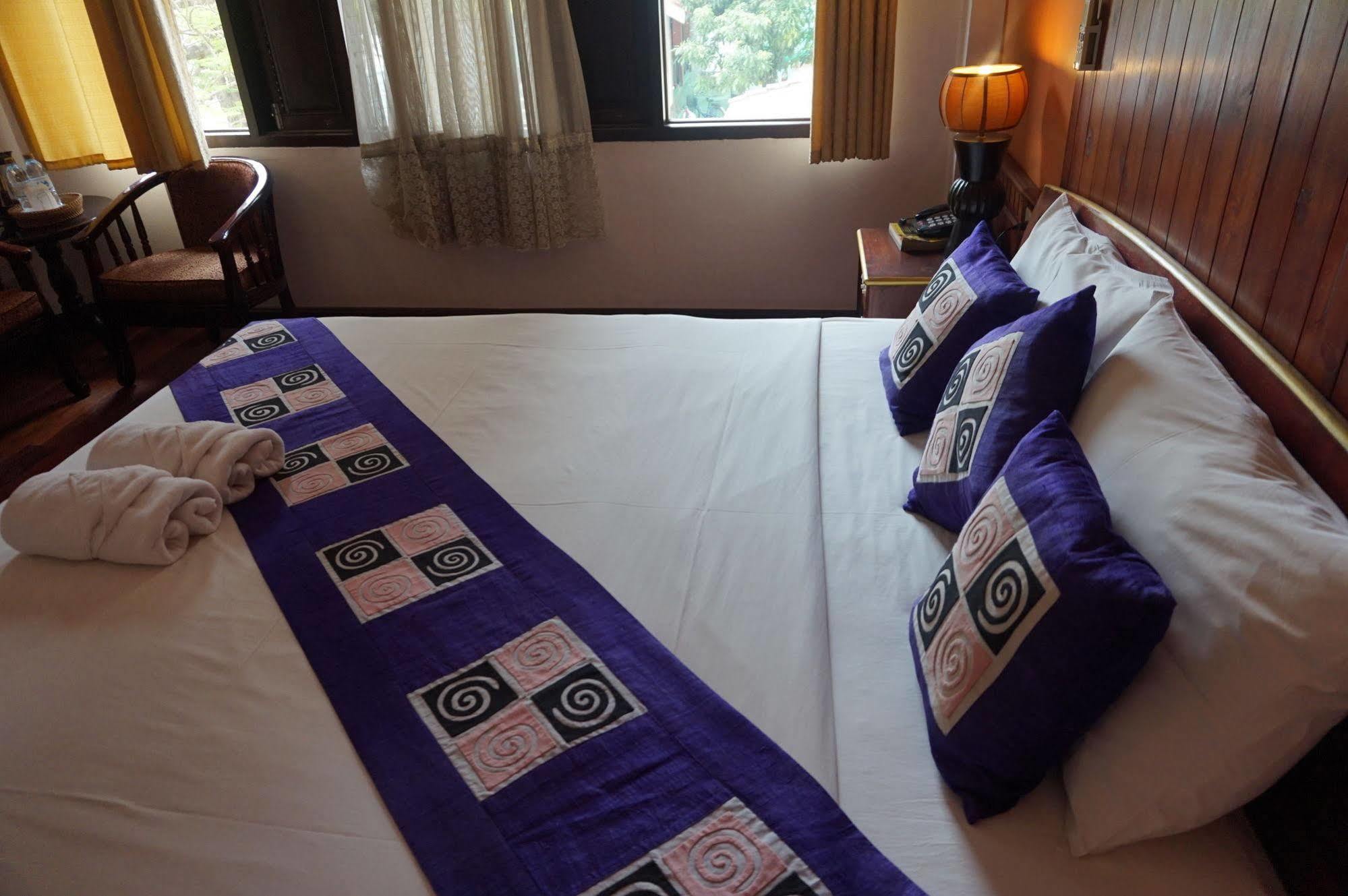E-Outfitting Vang Thong Hotel Luang Prabang Luaran gambar